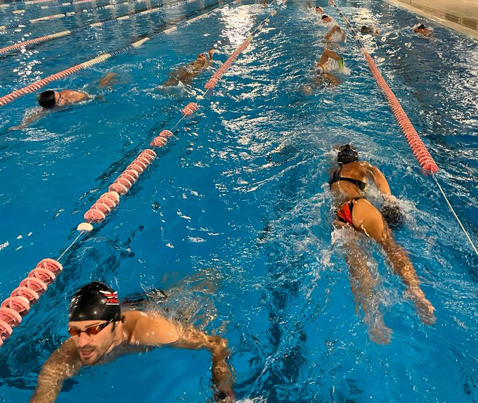 venus triathlon iseo nuoto